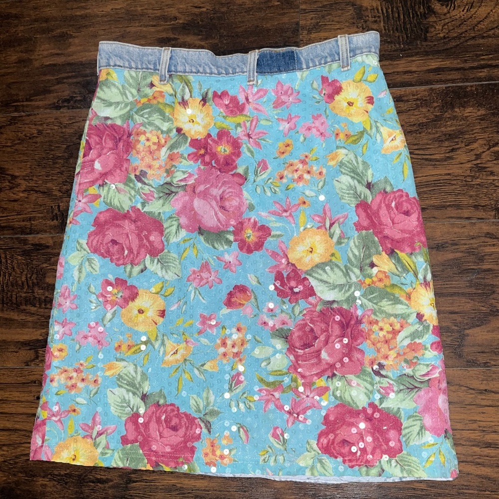 Ruth Skirt - Picture 5 of 5